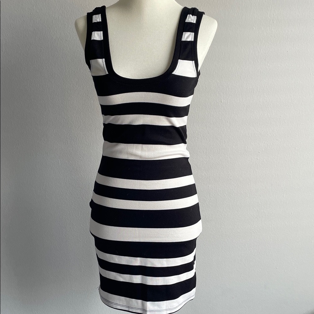 Willow & Clay Black and White Striped Mini Dress XS